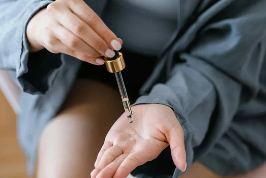 Women trying Eye Serum