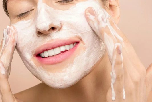 Facial Cleanser Guide: Types, Benefits, and How to Choose the Best One
